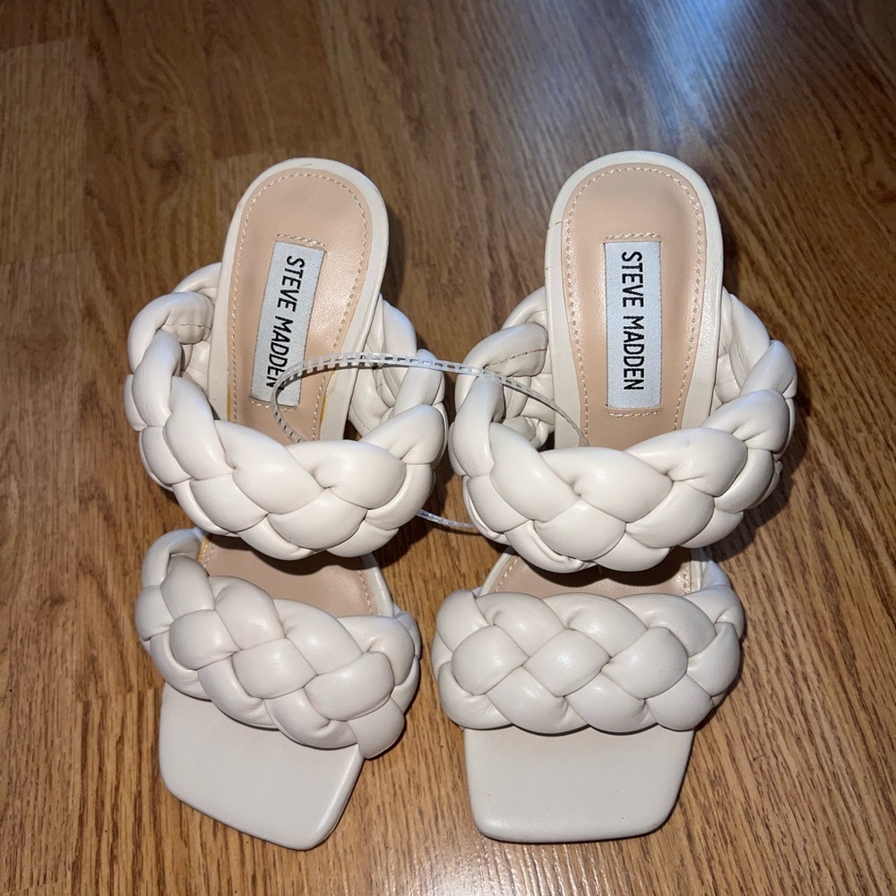 Steve Madden Heels - Picture 2 of 3
